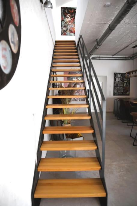 Beautiful Design 2 Bedroom Loft Mertert 外观 照片